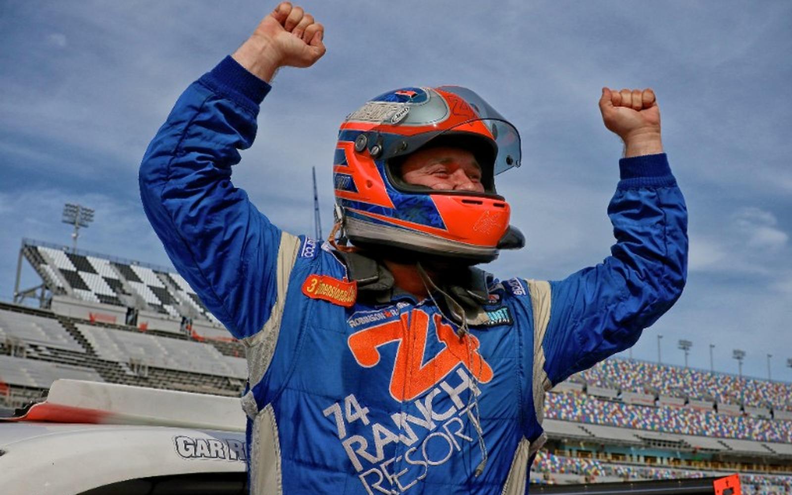 Gar Robinson Wins Trans Am Chamionship and Final Race of the Season at Daytona