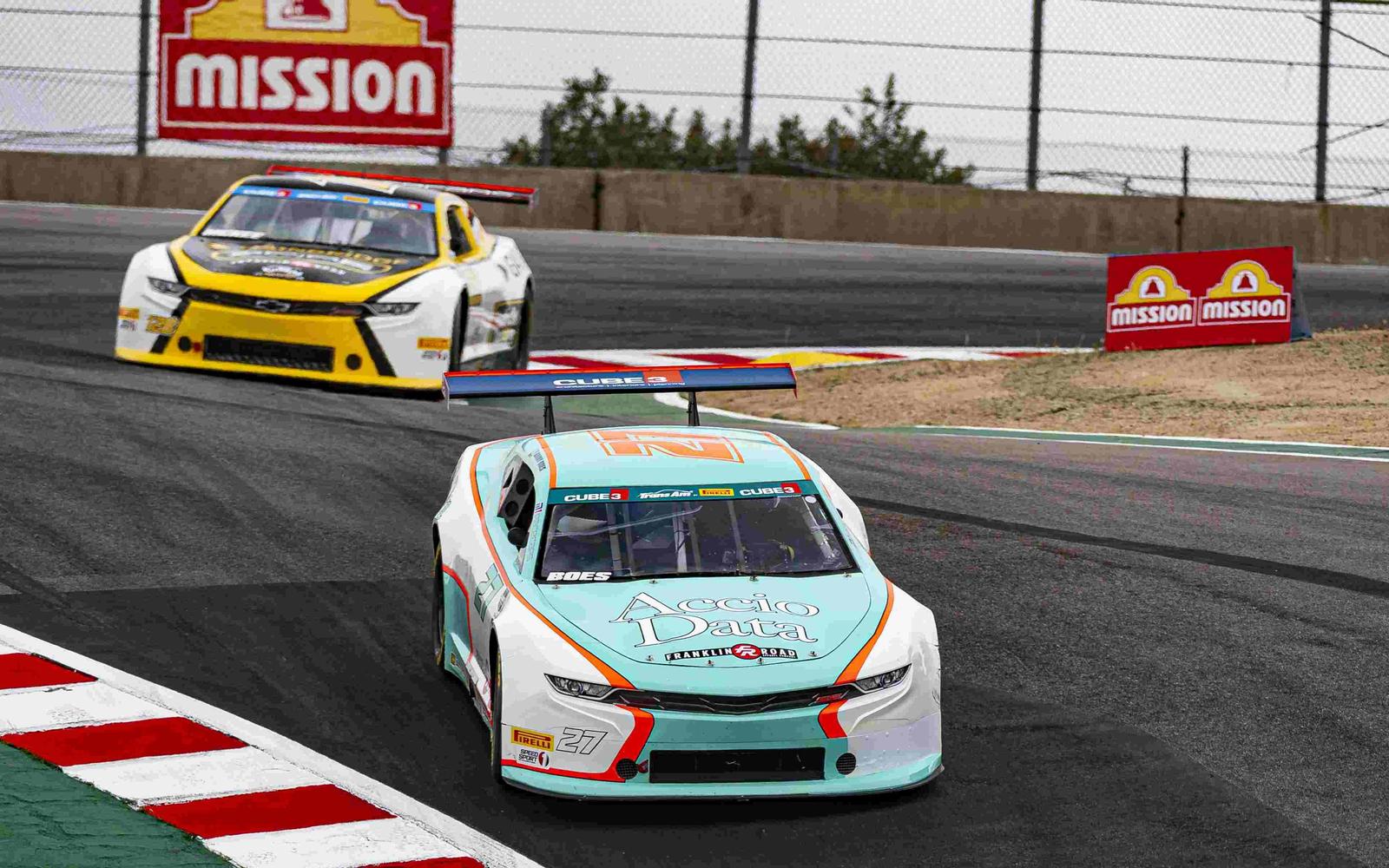 TeamSLR: Solid Outlook for McKee, Boes, Mosack at Lime Rock