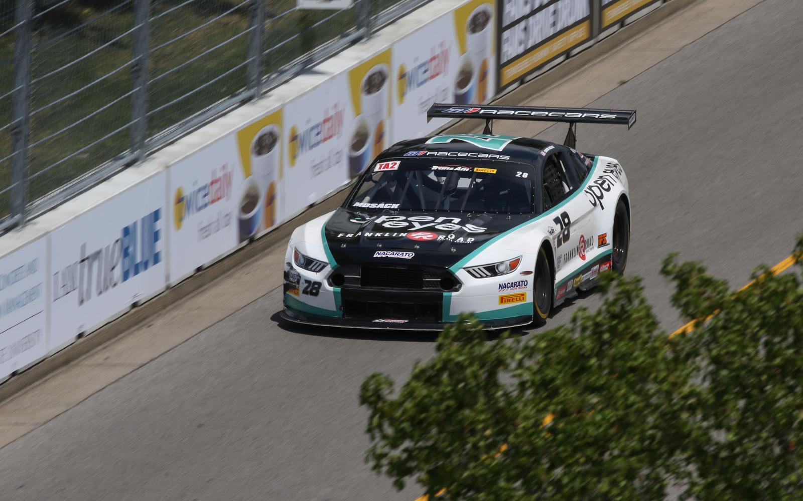 TeamSLR Ready To Defend at The Glen