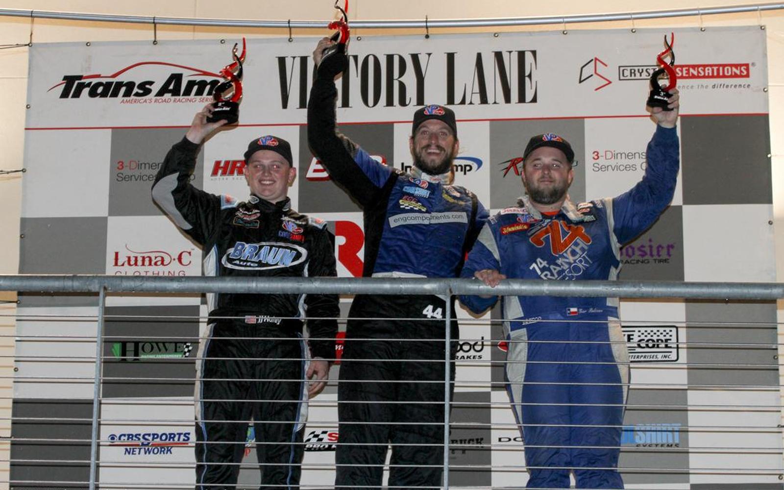 Gar Robinson Garners Eigth Podium of the Year, Finishes Third at Circuit of the Americas