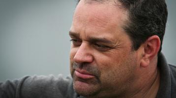 Ave leads the way in unofficial practice