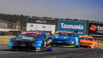 Sixteen car field aiming for glory in Roadways Tasmanian Ten Thousand at Baskerville
