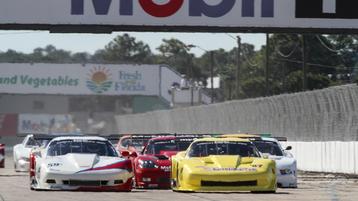 49 cars start at Sebring while Peterson and Lawrence begin title defense with victories