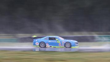  Archer Navigates Through the Field to Finish 4th at VIR